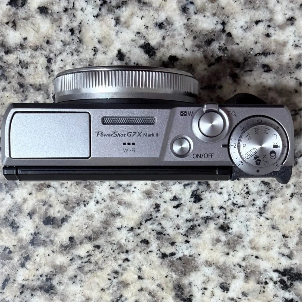Canon G7 X Mark III - Silver & Black